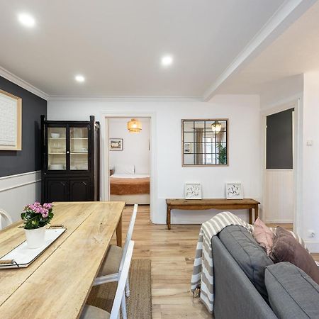 Vintage 3 Bdr Apartment Esplugues de Llobregat Exteriör bild